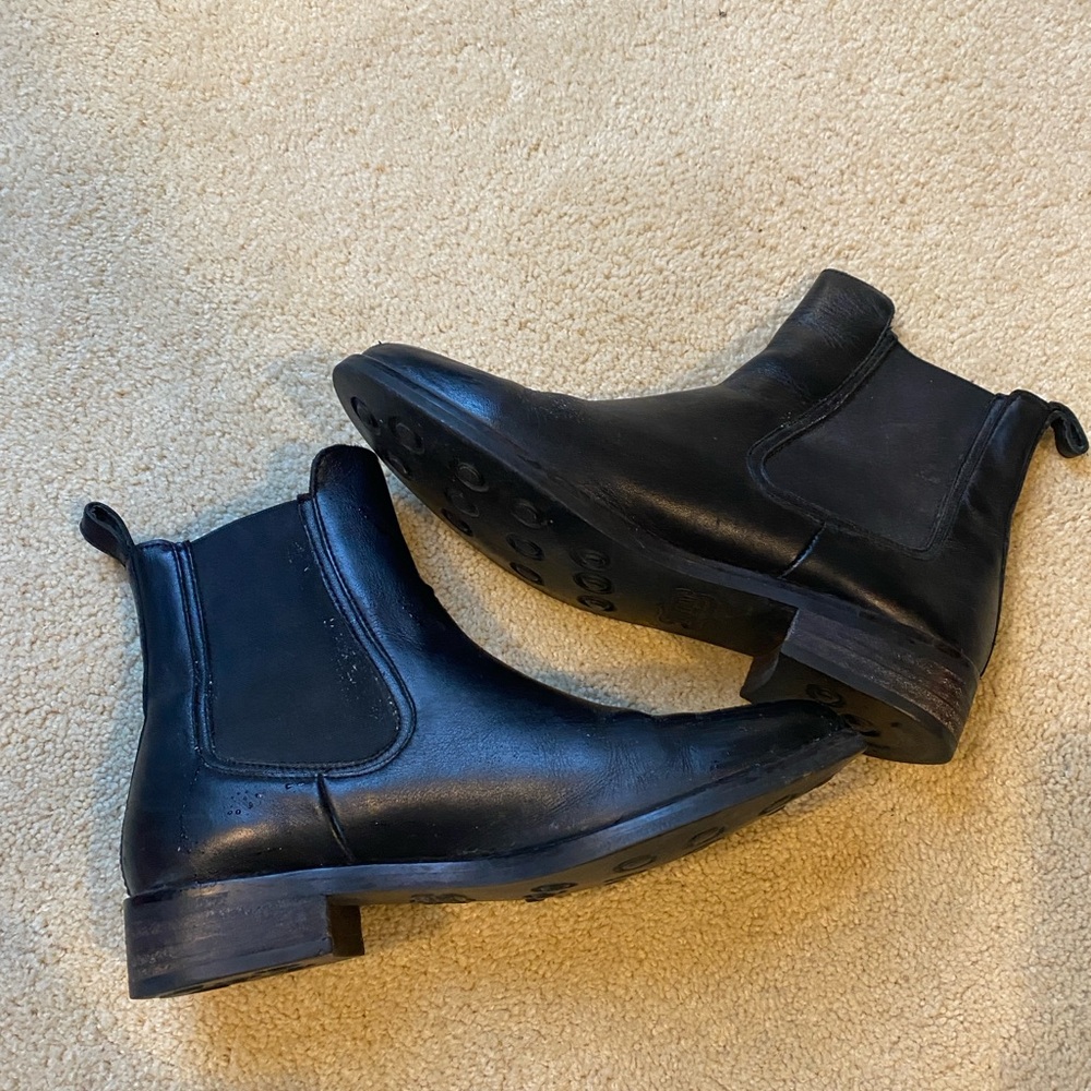 THURSDAY BOOTS - WOMEN’S ANKLE BOOTIES